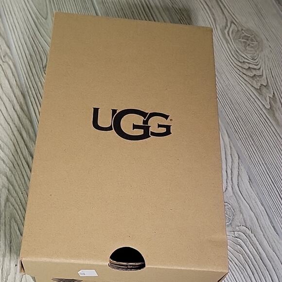 UGG Wayden II Metallic Gold Leather Sandals Womens Size 5 NEW - Picture 12 of 12